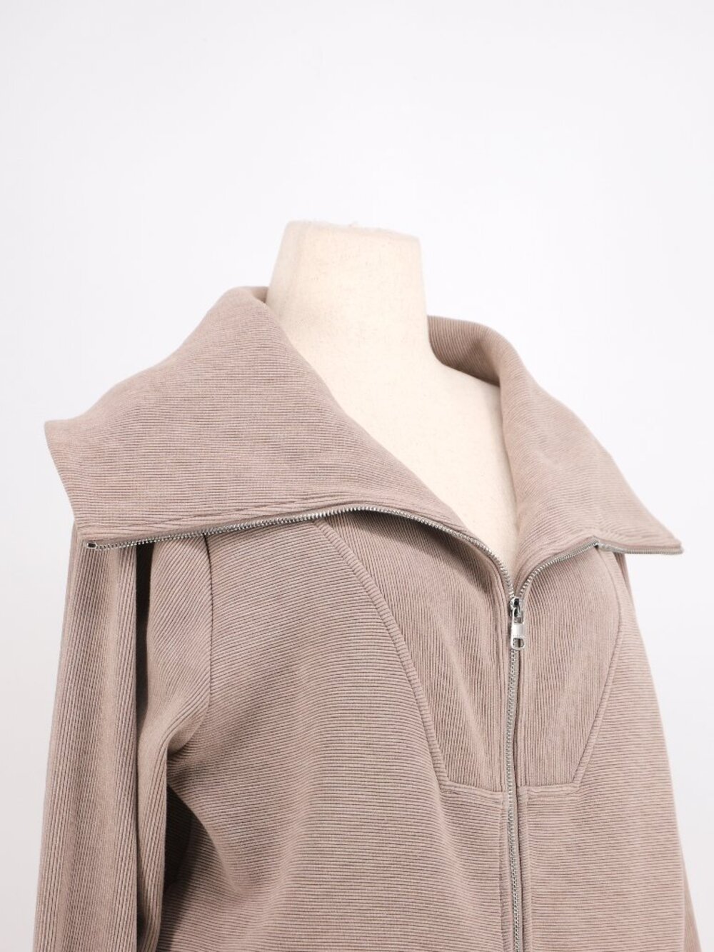 VARLEY Ells Ottoman Rib Oversized Zip Through Jacket in Taupe Beige Size L - Picture 3 of 9